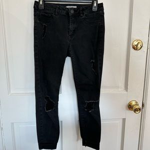 Refuge Black Distressed Skinny Jean